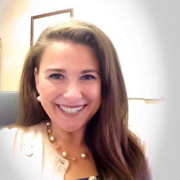 Meet your Posher, Melissa - Picture 1 of 1